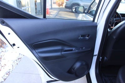 2020 Nissan Kicks SR