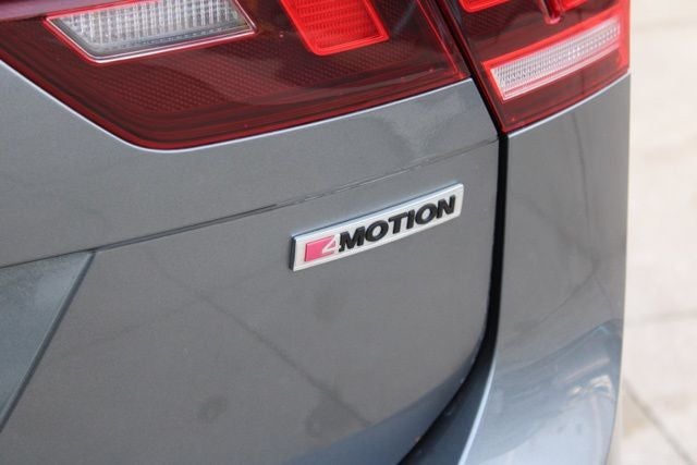 2021 Volkswagen Tiguan 2.0T SEL