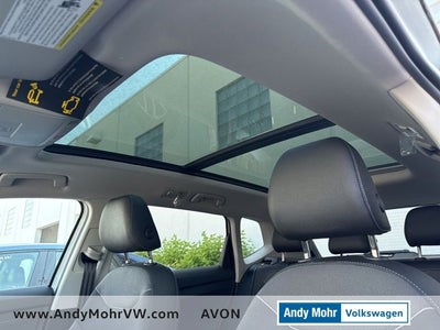 2026 Volkswagen Taos 1.5T SE Black