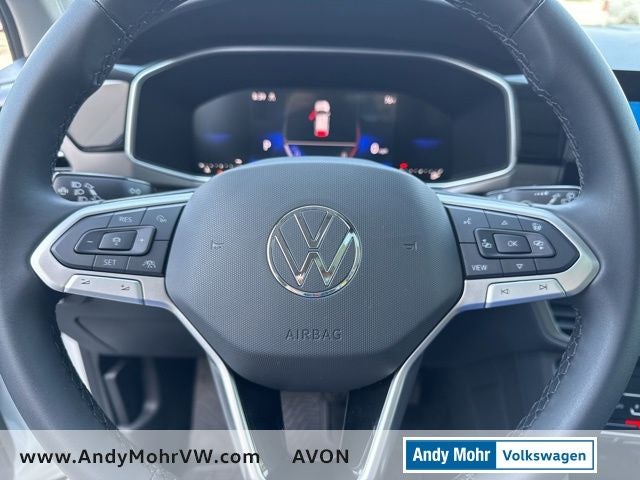 2026 Volkswagen Taos 1.5T SE Black