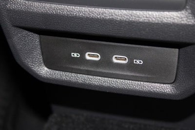 2026 Volkswagen Taos 1.5T SE Black