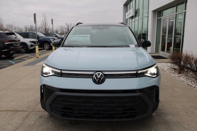 2026 Volkswagen Taos 1.5T SE Black