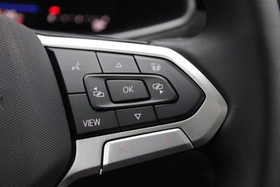 2026 Volkswagen Taos 1.5T SE Black