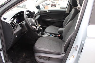 2026 Volkswagen Taos 1.5T SE Black