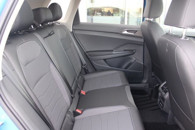 2026 Volkswagen Taos 1.5T SE Black