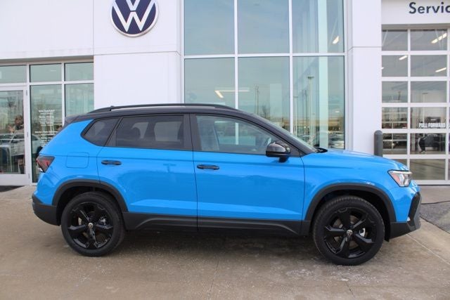 2026 Volkswagen Taos 1.5T SE Black