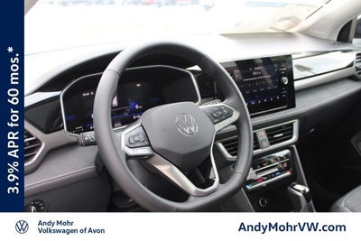 2026 Volkswagen Taos 1.5T SE Black