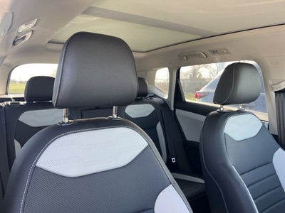 2026 Volkswagen Taos 1.5T SEL