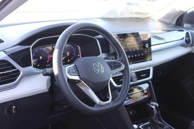 2026 Volkswagen Taos 1.5T SEL