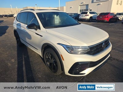 2024 Volkswagen Tiguan 2.0T SE R-Line Black
