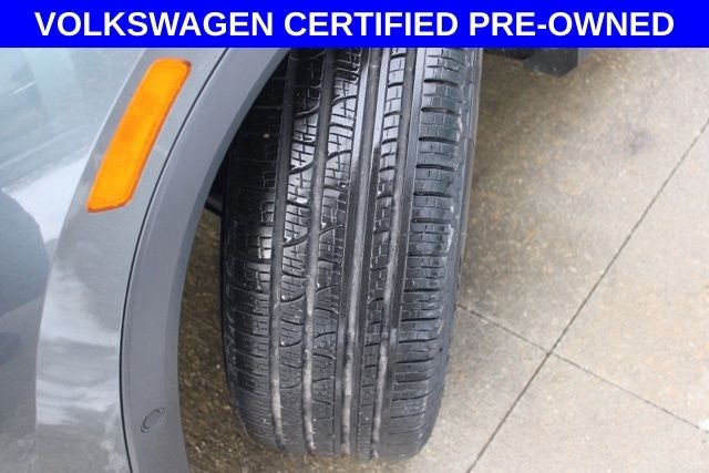 2025 Volkswagen Tiguan 2.0T SE