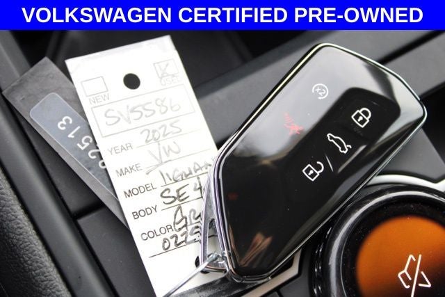 2025 Volkswagen Tiguan 2.0T SE