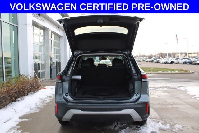 2025 Volkswagen Tiguan 2.0T SE