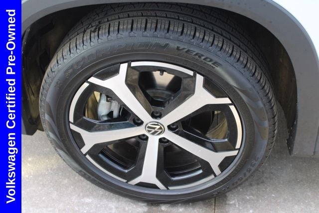 2025 Volkswagen Tiguan 2.0T SE