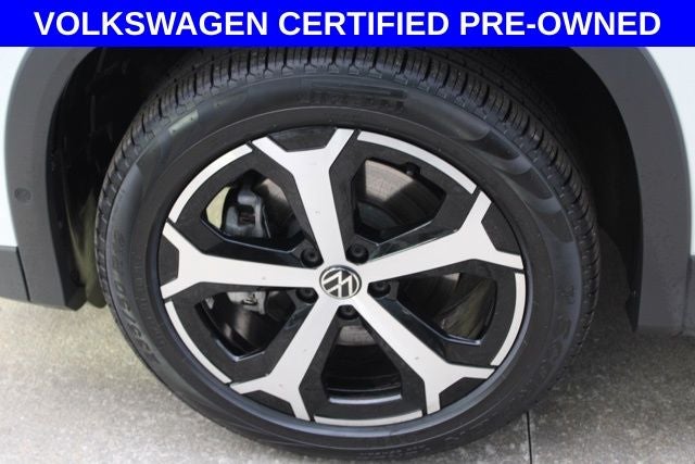 2025 Volkswagen Tiguan 2.0T SE