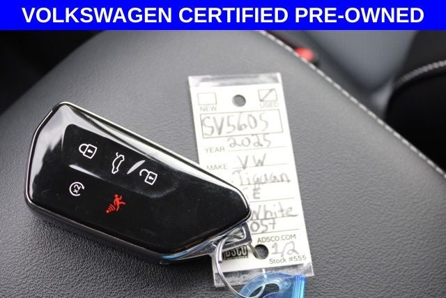 2025 Volkswagen Tiguan 2.0T SE