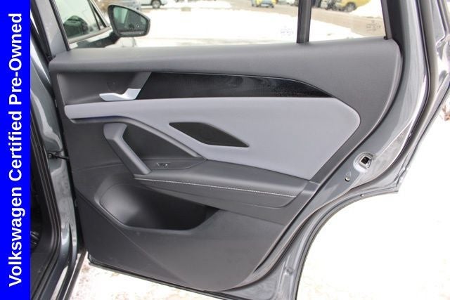 2025 Volkswagen Tiguan 2.0T SE