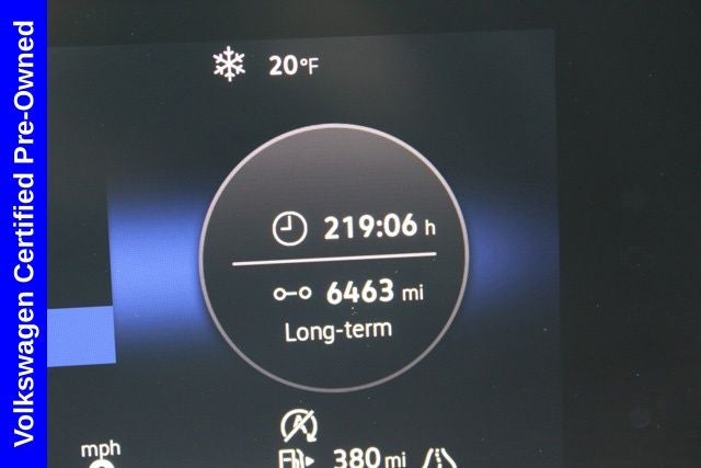 2025 Volkswagen Tiguan 2.0T SE