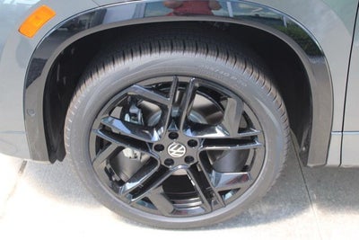 2025 Volkswagen Tiguan 2.0T SE R-Line Black
