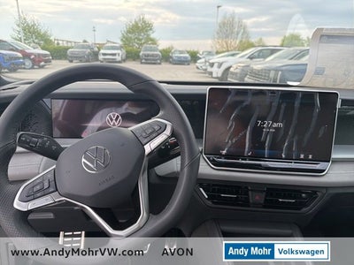 2026 Volkswagen Tiguan 2.0T SE R-Line Black