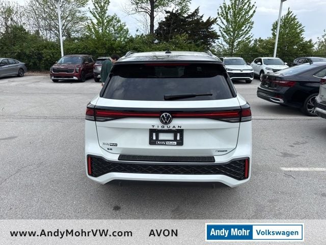 2026 Volkswagen Tiguan 2.0T SE R-Line Black