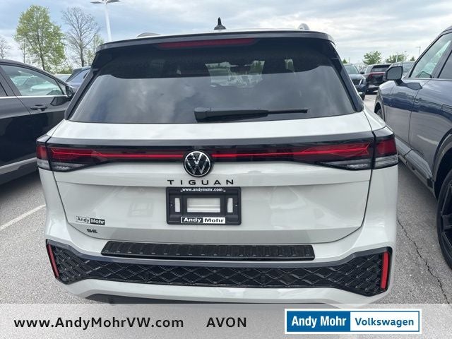 2026 Volkswagen Tiguan 2.0T SE R-Line Black