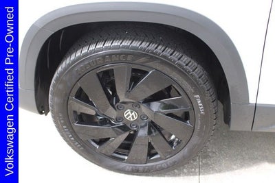 2024 Volkswagen Taos 1.5T SE Black