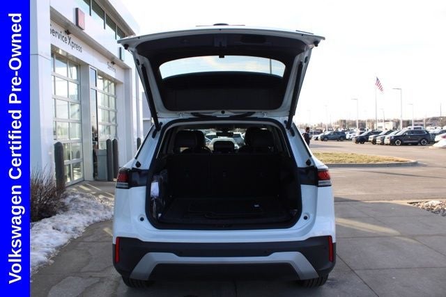 2025 Volkswagen Tiguan 2.0T SE