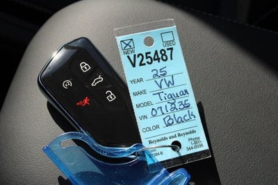 2025 Volkswagen Tiguan 2.0T SE