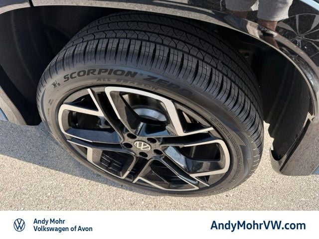 2026 Volkswagen Tiguan 2.0T SEL R-Line Turbo