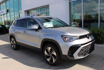 2025 Volkswagen Taos 1.5T SE
