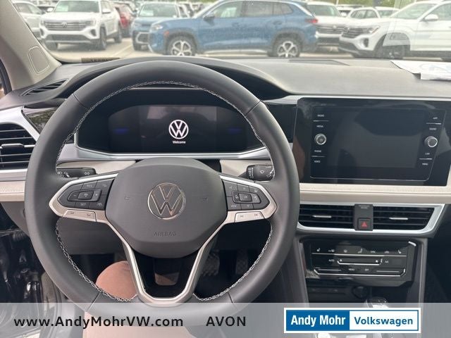 2026 Volkswagen Taos 1.5T SE