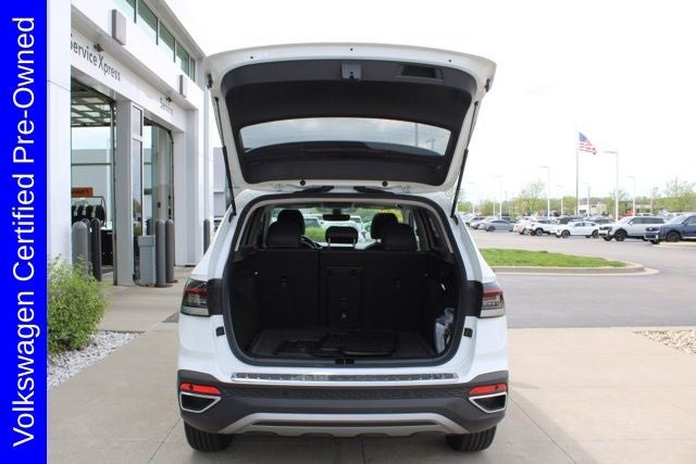 2025 Volkswagen Taos 1.5T SE