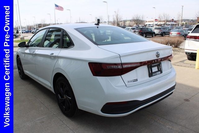 2025 Volkswagen Jetta 1.5T SE