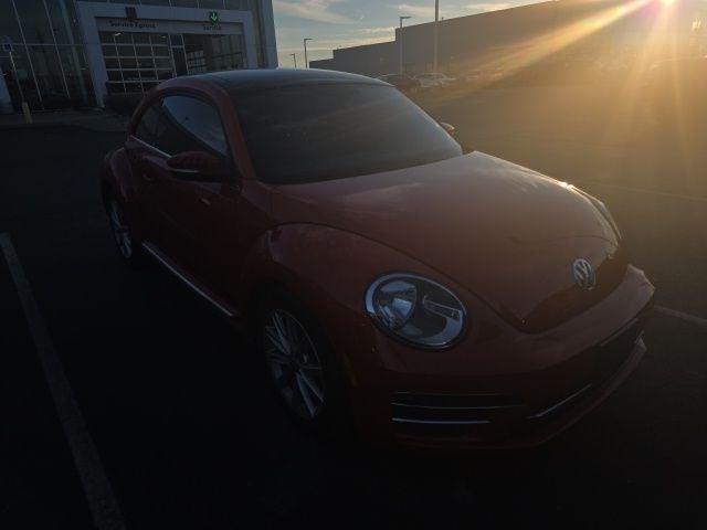 2019 Volkswagen Beetle 2.0T SE