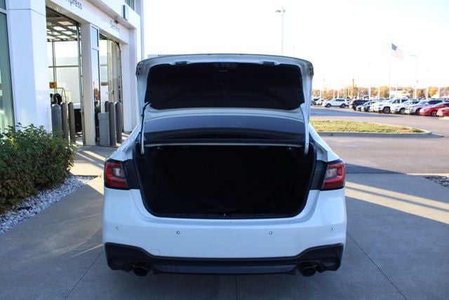 2022 Subaru Legacy Touring XT