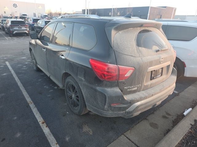 2019 Nissan Pathfinder SV