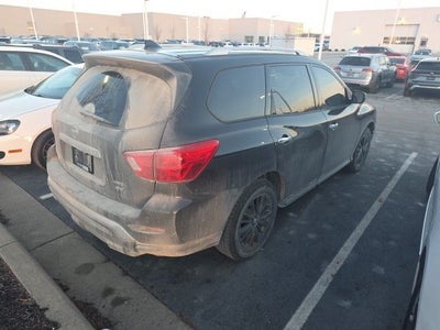 2019 Nissan Pathfinder SV