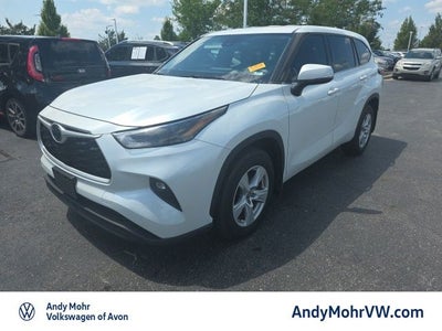 2022 Toyota Highlander LE