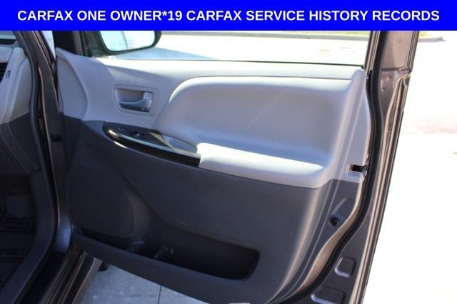 2018 Toyota Sienna XLE 7 Passenger