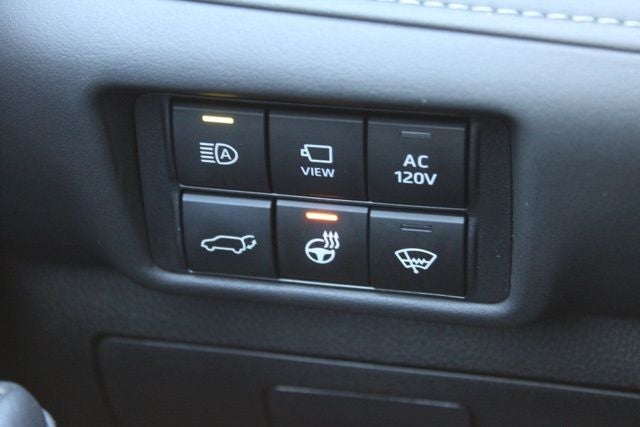 2022 Toyota Highlander Hybrid Platinum