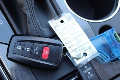 2022 Toyota Highlander Hybrid Platinum