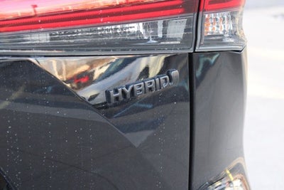 2022 Toyota Highlander Hybrid Platinum