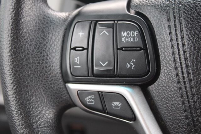 2017 Toyota Sienna LE 8 Passenger