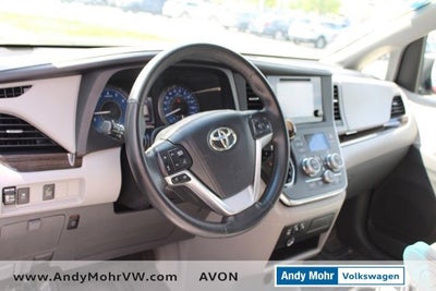 2015 Toyota Sienna XLE 8 Passenger
