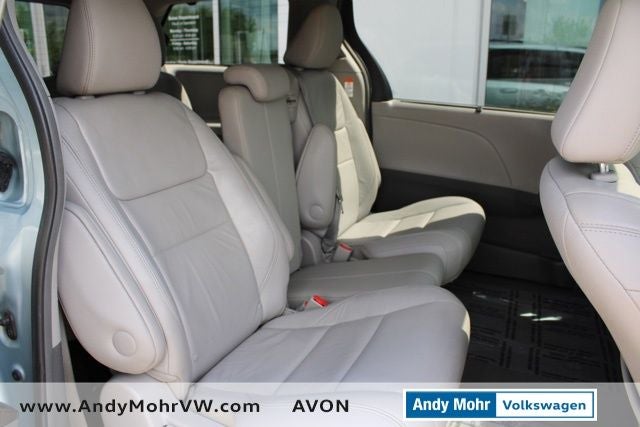 2015 Toyota Sienna XLE 8 Passenger