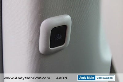 2015 Toyota Sienna XLE 8 Passenger