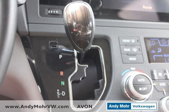 2015 Toyota Sienna XLE 8 Passenger