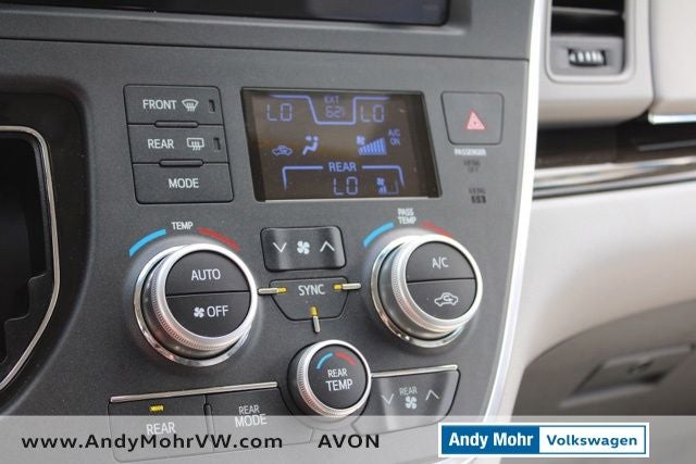 2015 Toyota Sienna XLE 8 Passenger