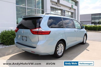 2015 Toyota Sienna XLE 8 Passenger